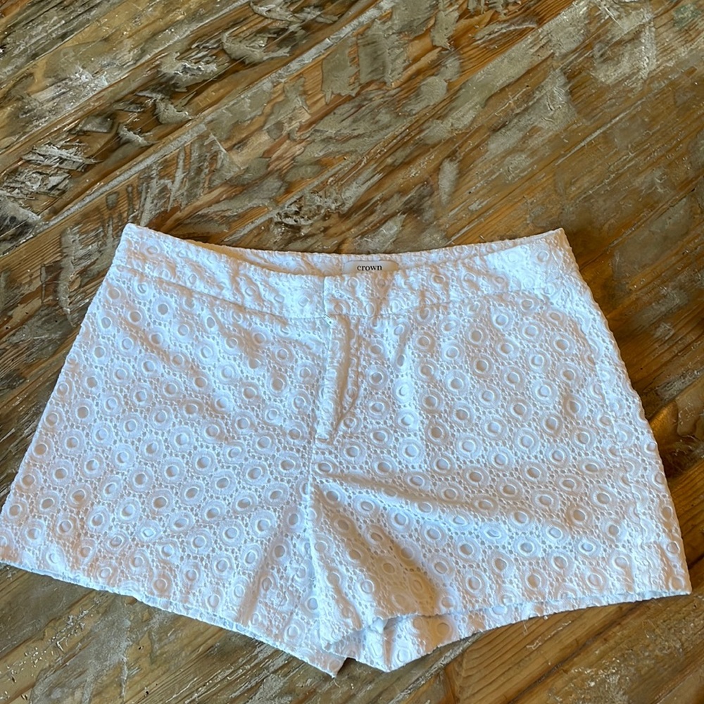 Crown & Ivy Shorts